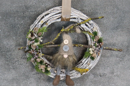 Türkranz Türdeko Türschmuck Weihnachten Weidenkranz Wichtel Zapfen Stern Apfel Tanne Band Modern – handgemacht aus Seiden- und Kunstblumen, langlebig & pflegeleicht von SarahsFlowerStudio