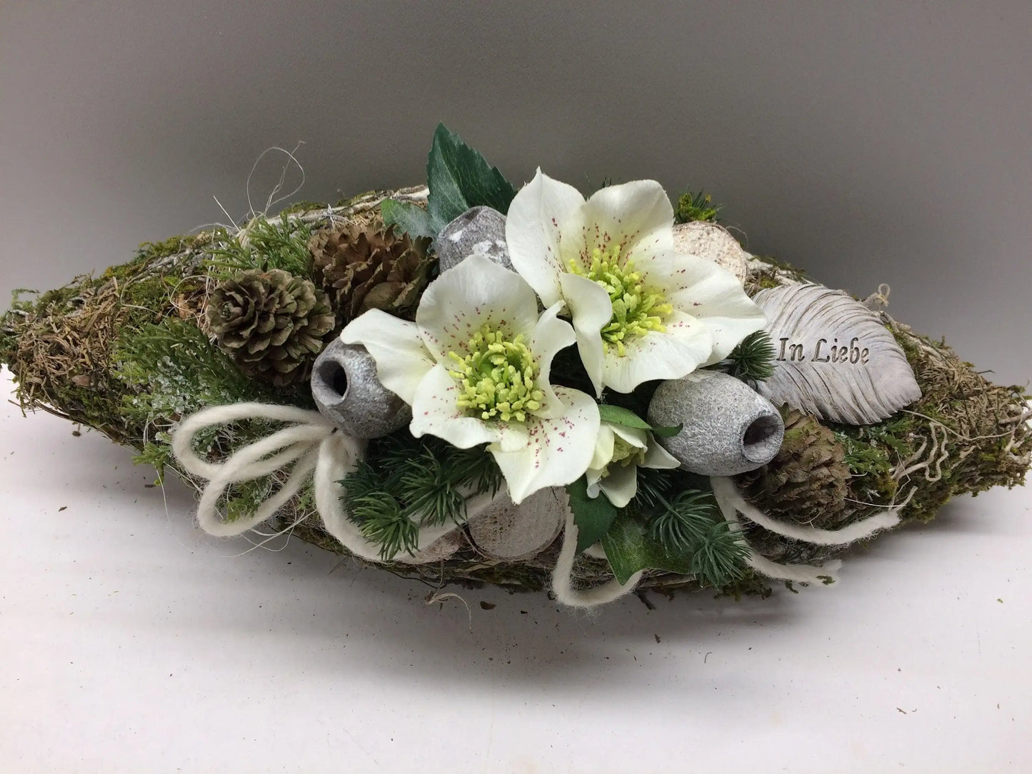 Grabgesteck Grabschmuck 35cm Grabdeko Grabdekoration Allerheiligen – handgemacht aus Seiden- und Kunstblumen, langlebig & pflegeleicht von SarahsFlowerStudio
