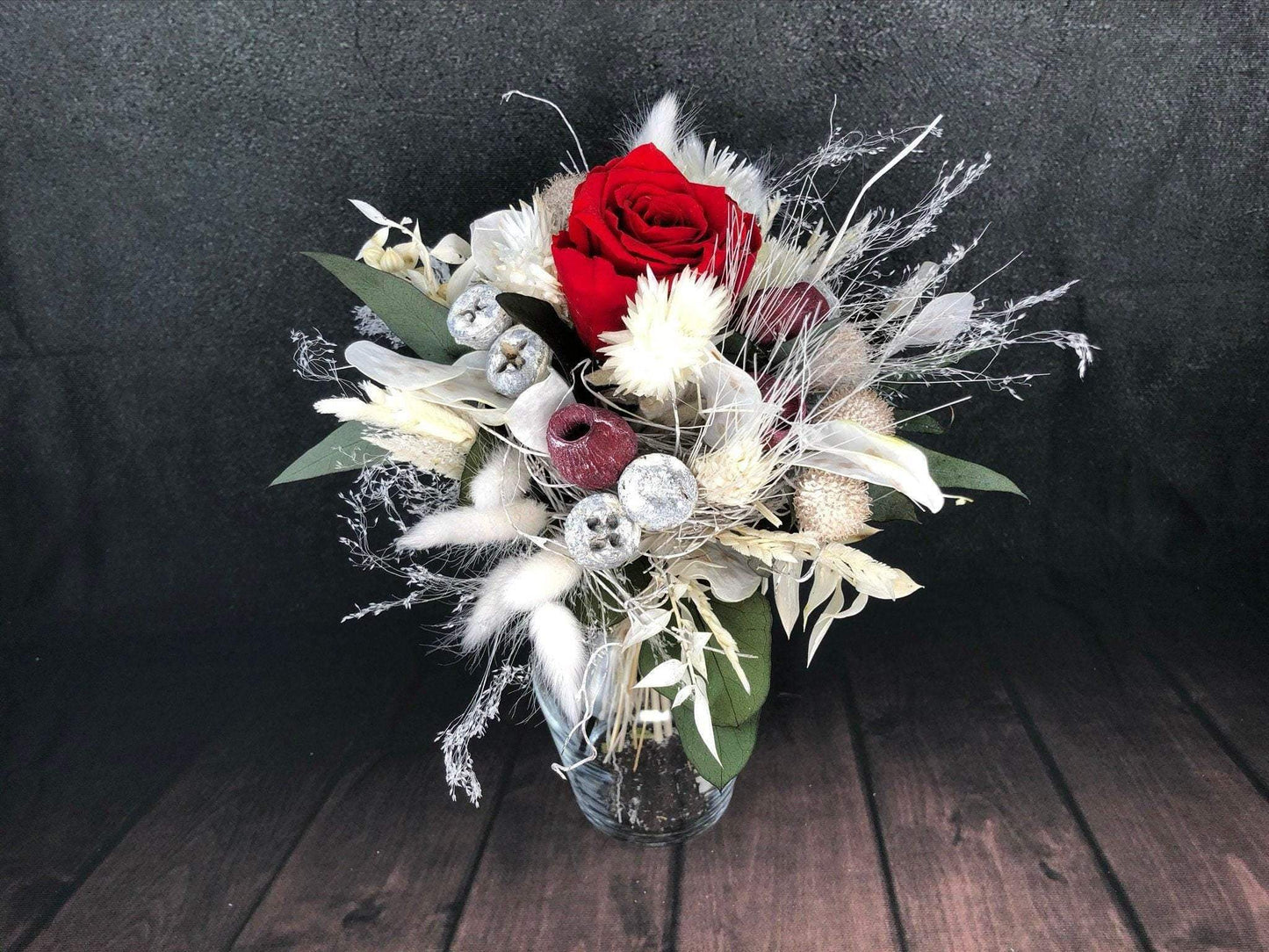 Strauß Gefriergetrocknet Rose Tischdeko Tischgesteck Deko Gräser Trockenblumen Trockenmaterial Natur natürlich dried bouquet dried Flowers – handgemacht aus Seiden- und Kunstblumen, langlebig & pflegeleicht von SarahsFlowerStudio