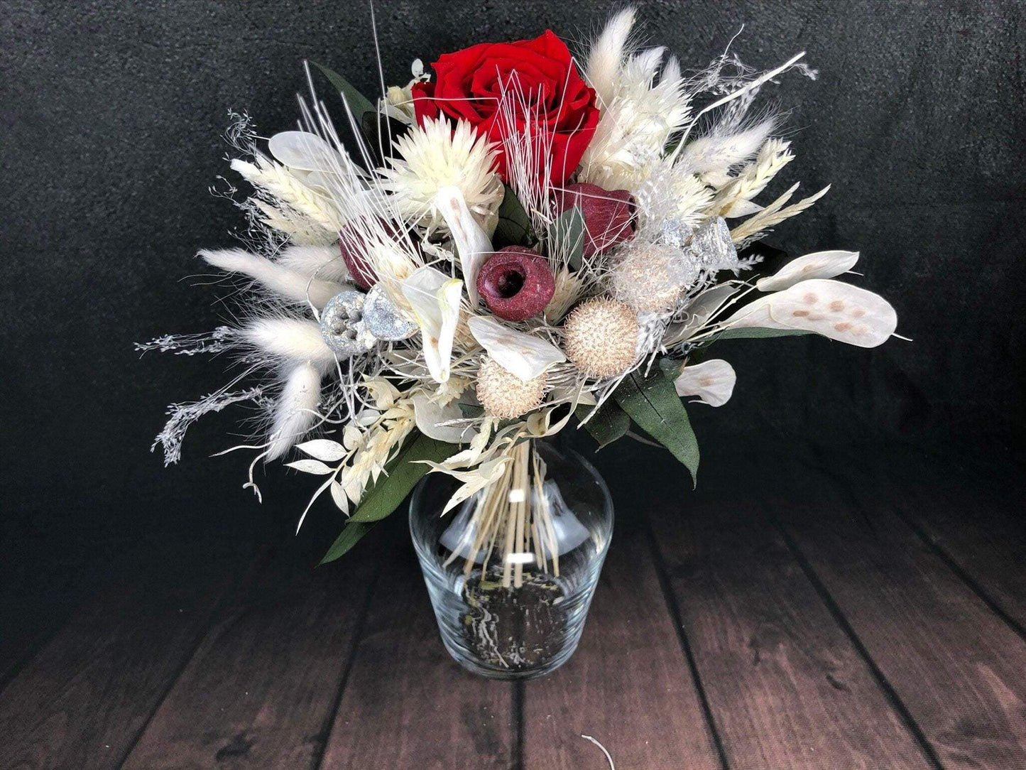 Strauß Gefriergetrocknet Rose Tischdeko Tischgesteck Deko Gräser Trockenblumen Trockenmaterial Natur natürlich dried bouquet dried Flowers – handgemacht aus Seiden- und Kunstblumen, langlebig & pflegeleicht von SarahsFlowerStudio