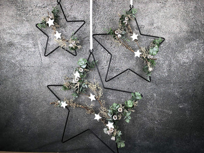 Stern Fensterdeko Türkranz Advent Modern Ring Fenster Fensterschmuck Deko Weihnachten Wandschmuck – handgemacht aus Seiden- und Kunstblumen, langlebig & pflegeleicht von SarahsFlowerStudio