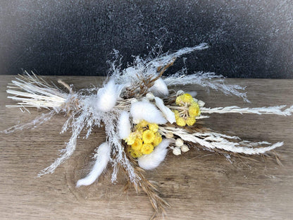 Trockenblumenstrauß Strauß Gräser Gras Gräser Trockenblumen Trockenmaterial Natur natürlich dried bouquet dried Flowers – handgemacht aus Seiden- und Kunstblumen, langlebig & pflegeleicht von SarahsFlowerStudio