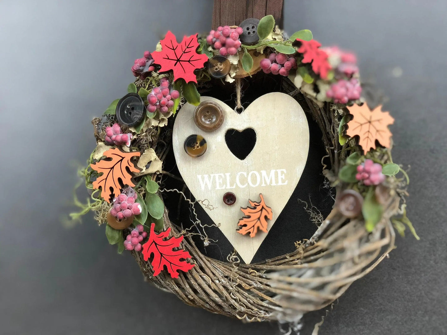 Türkranz 22cm Türdeko Türschmuck Herz Welcome Modern Tür Schmuck Herbst herbstlich ganzjährig Herbst – handgemacht aus Seiden- und Kunstblumen, langlebig & pflegeleicht von SarahsFlowerStudio