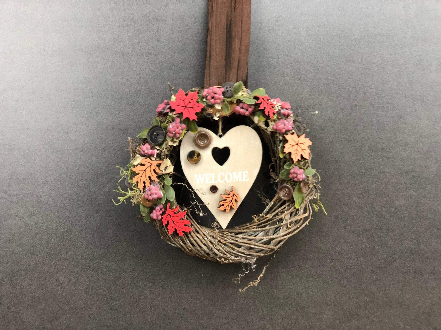 Türkranz 22cm Türdeko Türschmuck Herz Welcome Modern Tür Schmuck Herbst herbstlich ganzjährig Herbst – handgemacht aus Seiden- und Kunstblumen, langlebig & pflegeleicht von SarahsFlowerStudio