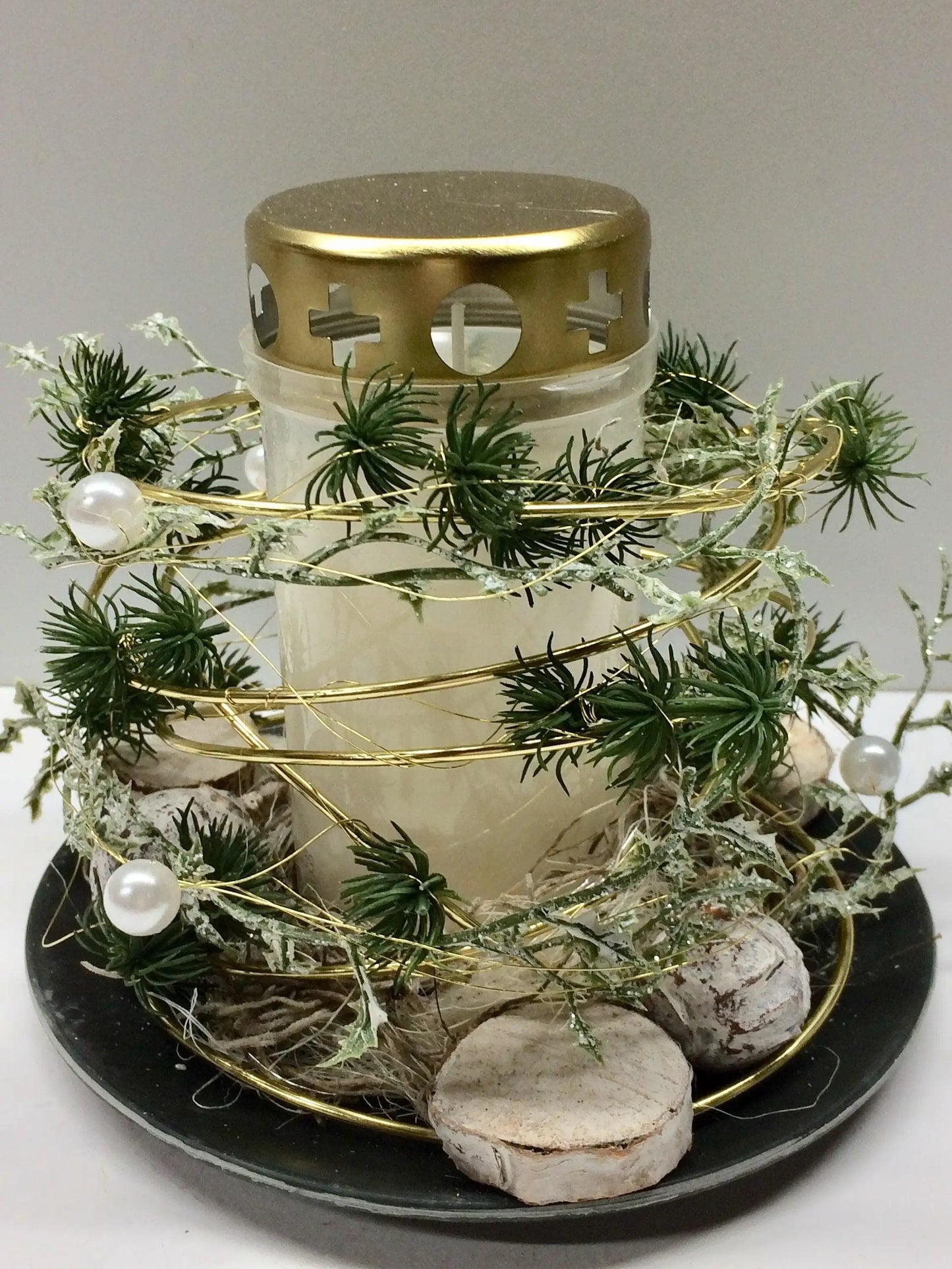 Grabgesteck Florales Windlicht Allerheiligen mit Kerze 20cm Grabdekoration Grabschmuck Allerheiligen – handgemacht aus Seiden- und Kunstblumen, langlebig & pflegeleicht von SarahsFlowerStudio