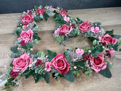 Autoschmuck Set 3 Teilig Herz und Schleifen Rose Eukalyptus Autodekoration Autoblumenschmuck Gesteck Hochzeit Kutsche Schmuck Wedding – handgemacht aus Seiden- und Kunstblumen, langlebig & pflegeleicht von SarahsFlowerStudio