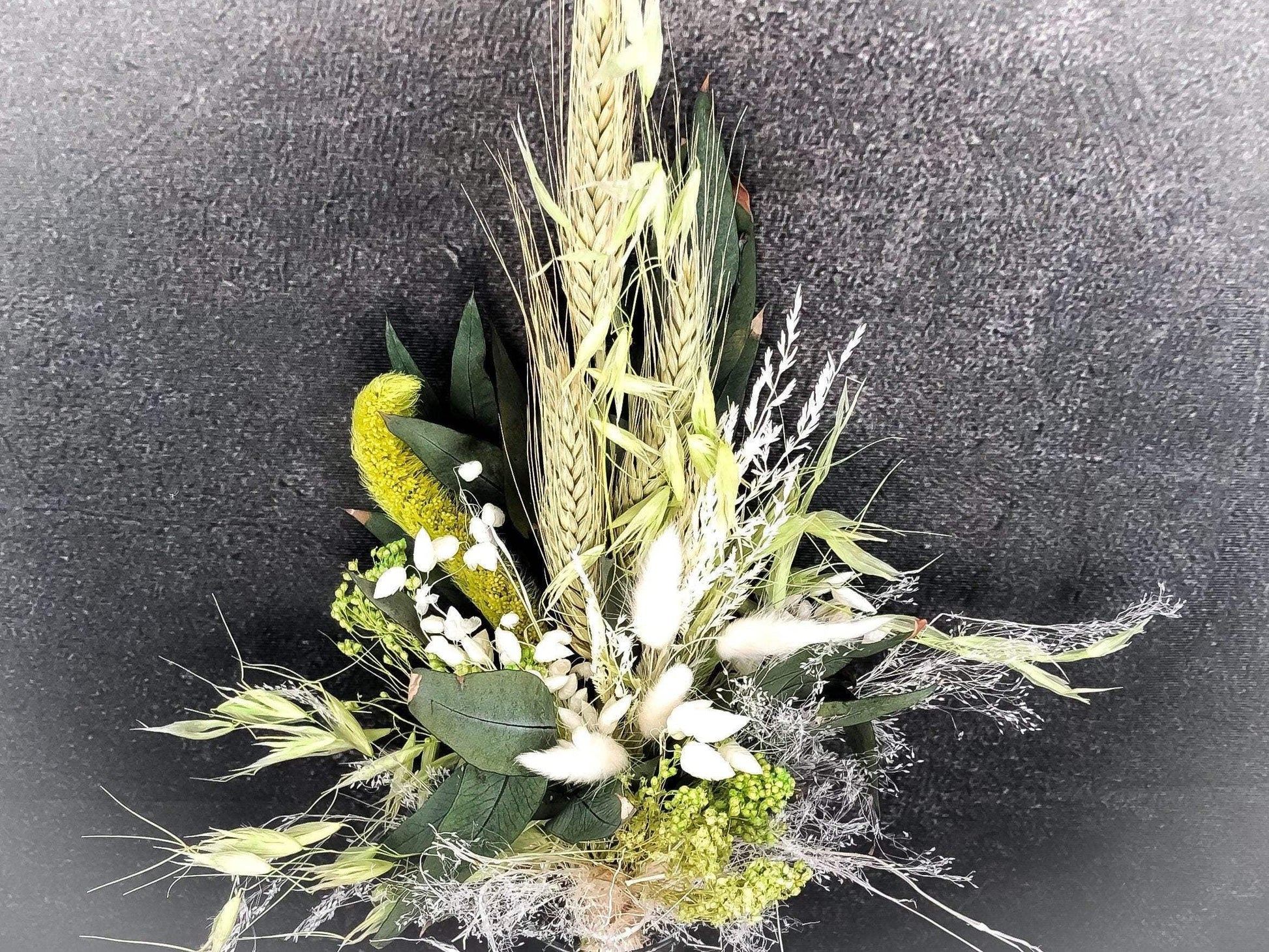 Trockenblumenstrauß Strauß Gräser mit Exoten Eukalyptus Gräser Trockenblumen Trockenmaterial Natur natürlich dried bouquet dried Flowers – handgemacht aus Seiden- und Kunstblumen, langlebig & pflegeleicht von SarahsFlowerStudio