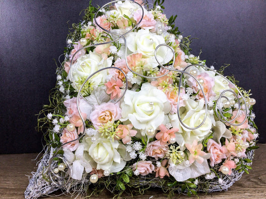 Grabgesteck Grabschmuck Herz Farbwunsch Grabdeko Grabdekoration Grabherz – handgemacht aus Seiden- und Kunstblumen, langlebig & pflegeleicht von SarahsFlowerStudio