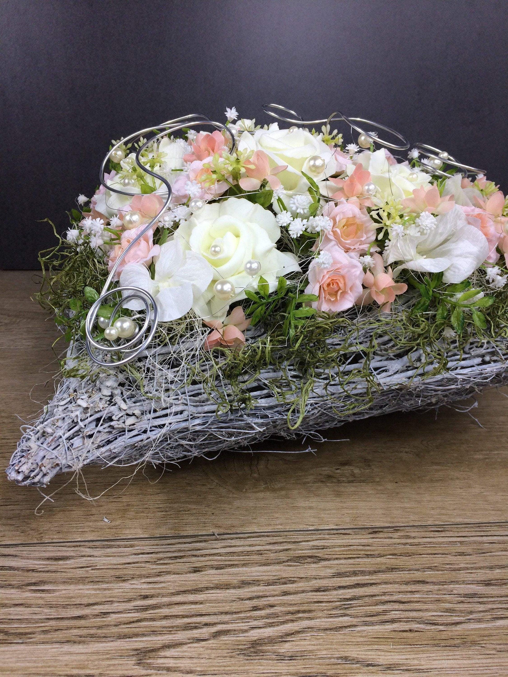 Grabgesteck Grabschmuck Herz Farbwunsch Grabdeko Grabdekoration Grabherz – handgemacht aus Seiden- und Kunstblumen, langlebig & pflegeleicht von SarahsFlowerStudio
