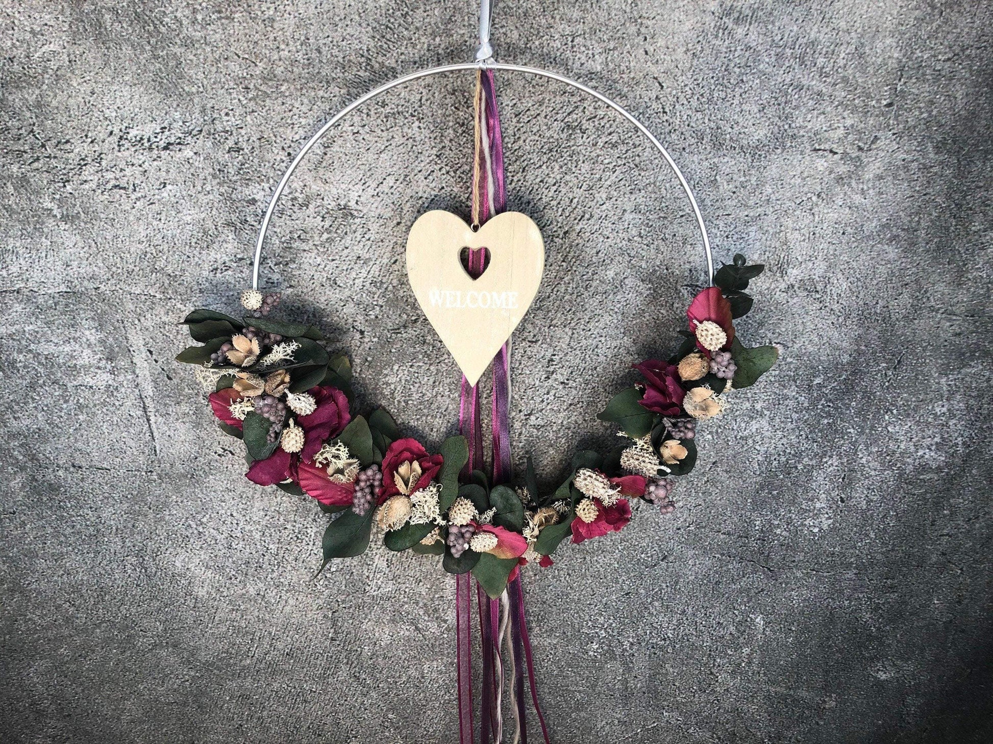 Türkranz Welcome Herz Kranz Ring Eukalyptus Hortensie Zapfen Wandkranz Trockenblumen Natur natürlich Hoop Herbst Herbstlich – handgemacht aus Seiden- und Kunstblumen, langlebig & pflegeleicht von SarahsFlowerStudio