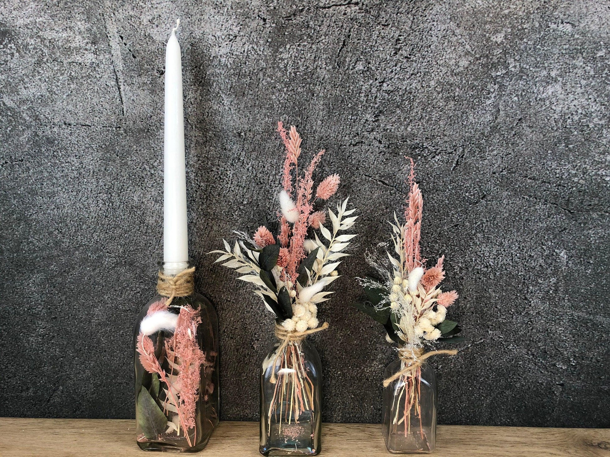 Trockenblumenstrauß mit Vase – Eukalyptus & Gräser natürlich & stilvol – Trockenblumen – SarahsFlowerStudio