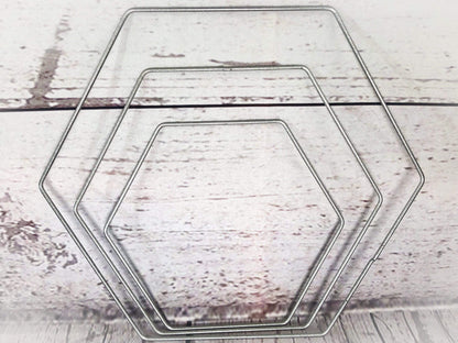 Hexagon Sechseck Metallring Ring Bastelring Basteln Metallhexagon Traumfänger Makramee Trockenblumen – handgemacht aus Seiden- und Kunstblumen, langlebig & pflegeleicht von SarahsFlowerStudio