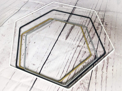Hexagon Sechseck Metallring Ring Bastelring Basteln Metallhexagon Traumfänger Makramee Trockenblumen – handgemacht aus Seiden- und Kunstblumen, langlebig & pflegeleicht von SarahsFlowerStudio