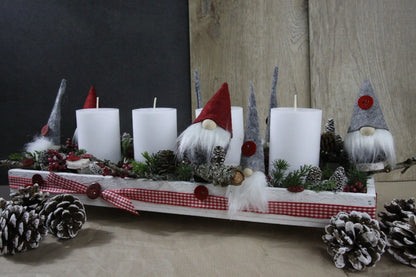 Adventskranz Adventskalender Adventsgesteck Tablett Balken in zwei Größen L oder XL – handgemacht aus Seiden- und Kunstblumen, langlebig & pflegeleicht von SarahsFlowerStudio