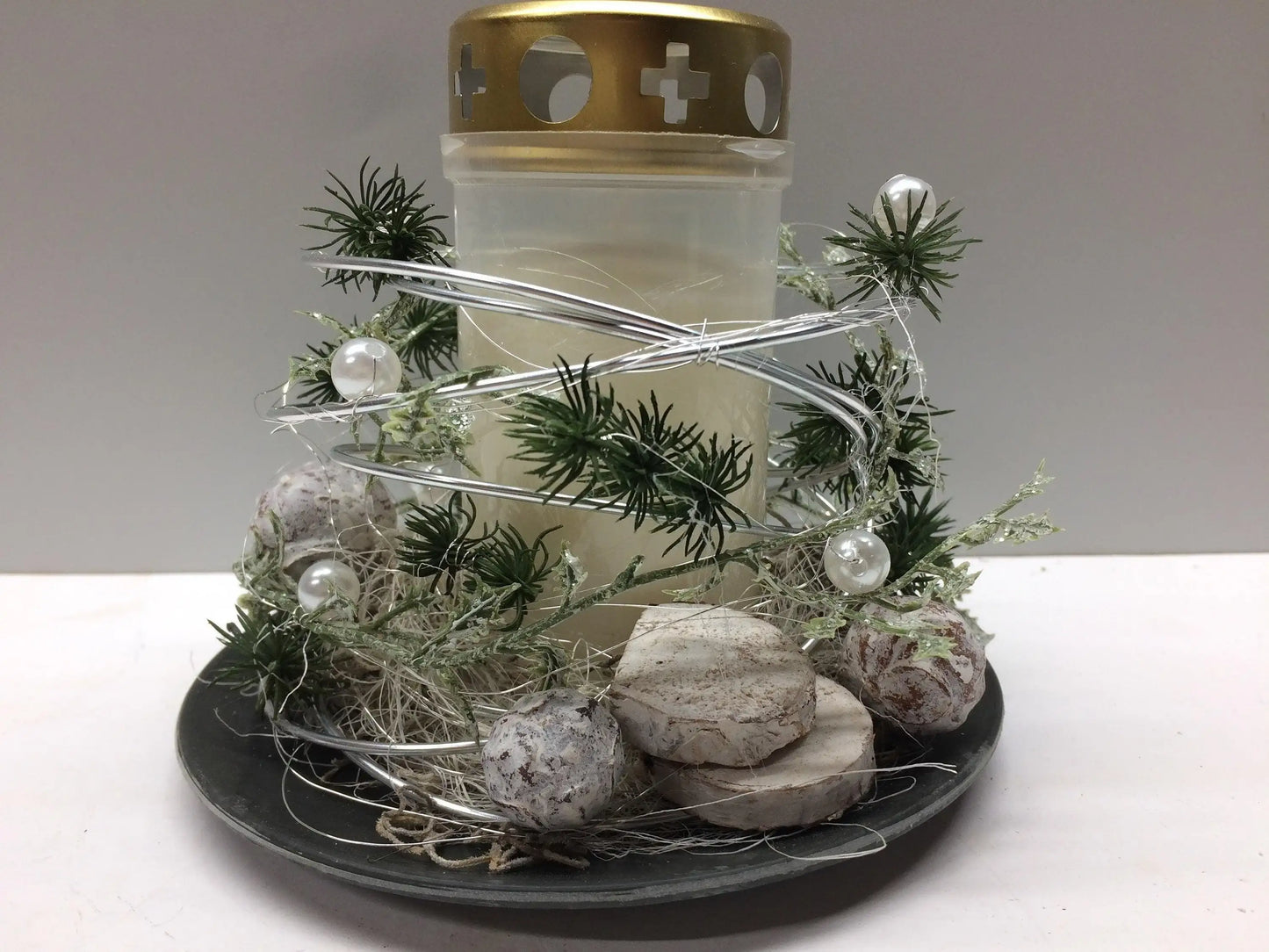 Grabgesteck Florales Windlicht Allerheiligen mit Kerze 20cm Grabdeko Grabdekoration – handgemacht aus Seiden- und Kunstblumen, langlebig & pflegeleicht von SarahsFlowerStudio