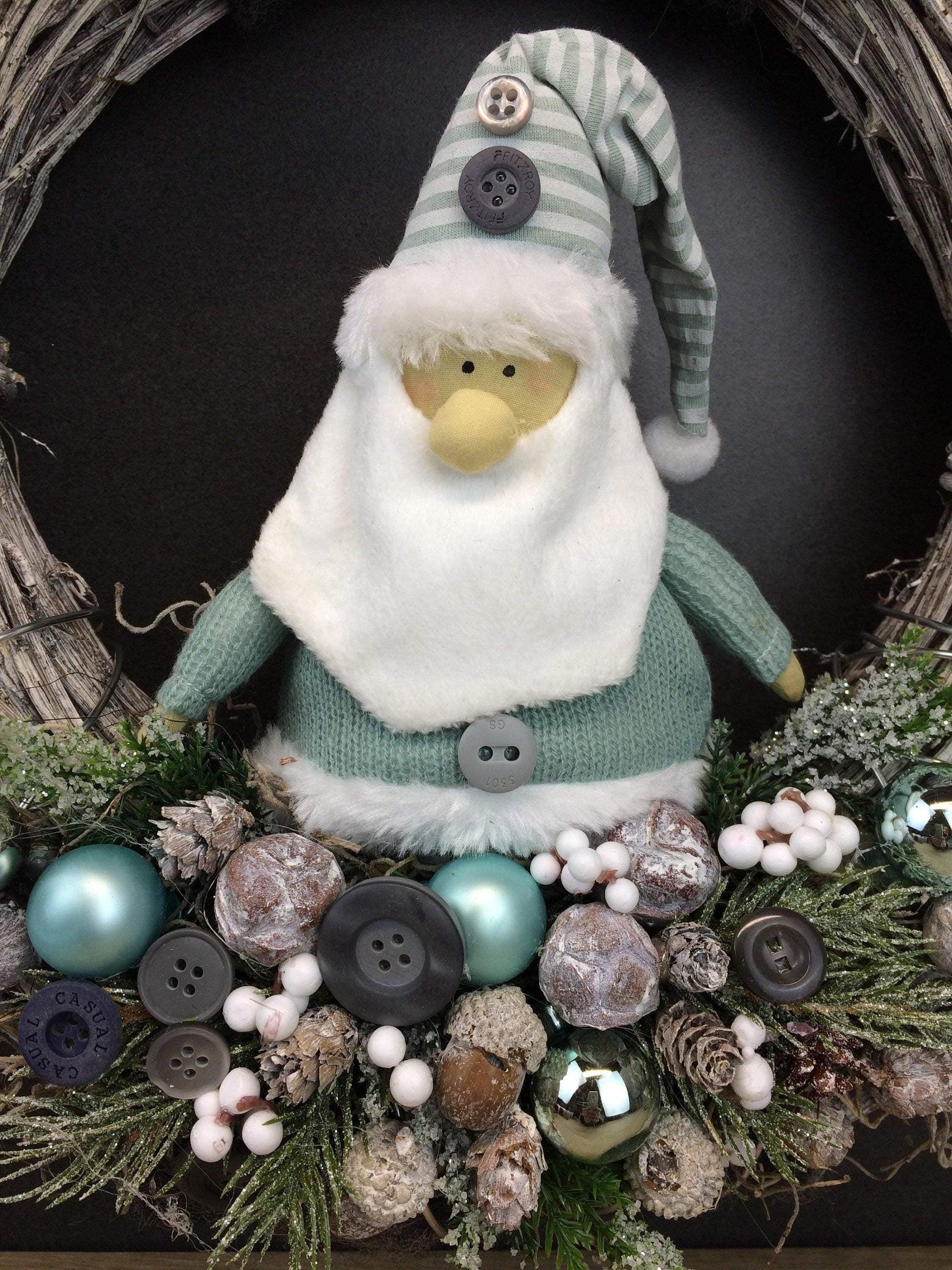 Advent Türkranz Türdeko Türschmuck Weihnachten Weidenkranz Wichtel 37cm Modern – handgemacht aus Seiden- und Kunstblumen, langlebig & pflegeleicht von SarahsFlowerStudio