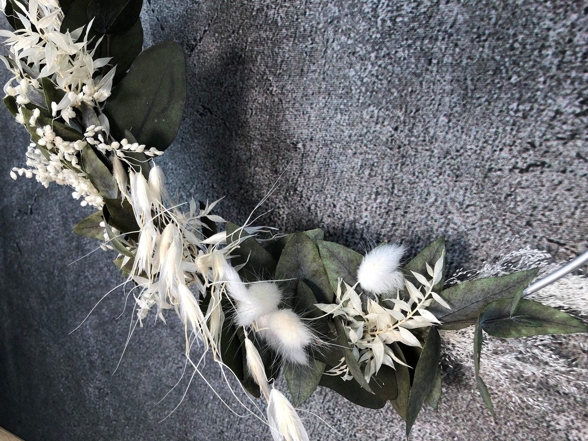 Türkranz Kranz Ring Eukalyptus Gräser Wandkranz Trockenblumen Natur natürlich Hoop Herbst Herbstlich – handgemacht aus Seiden- und Kunstblumen, langlebig & pflegeleicht von SarahsFlowerStudio