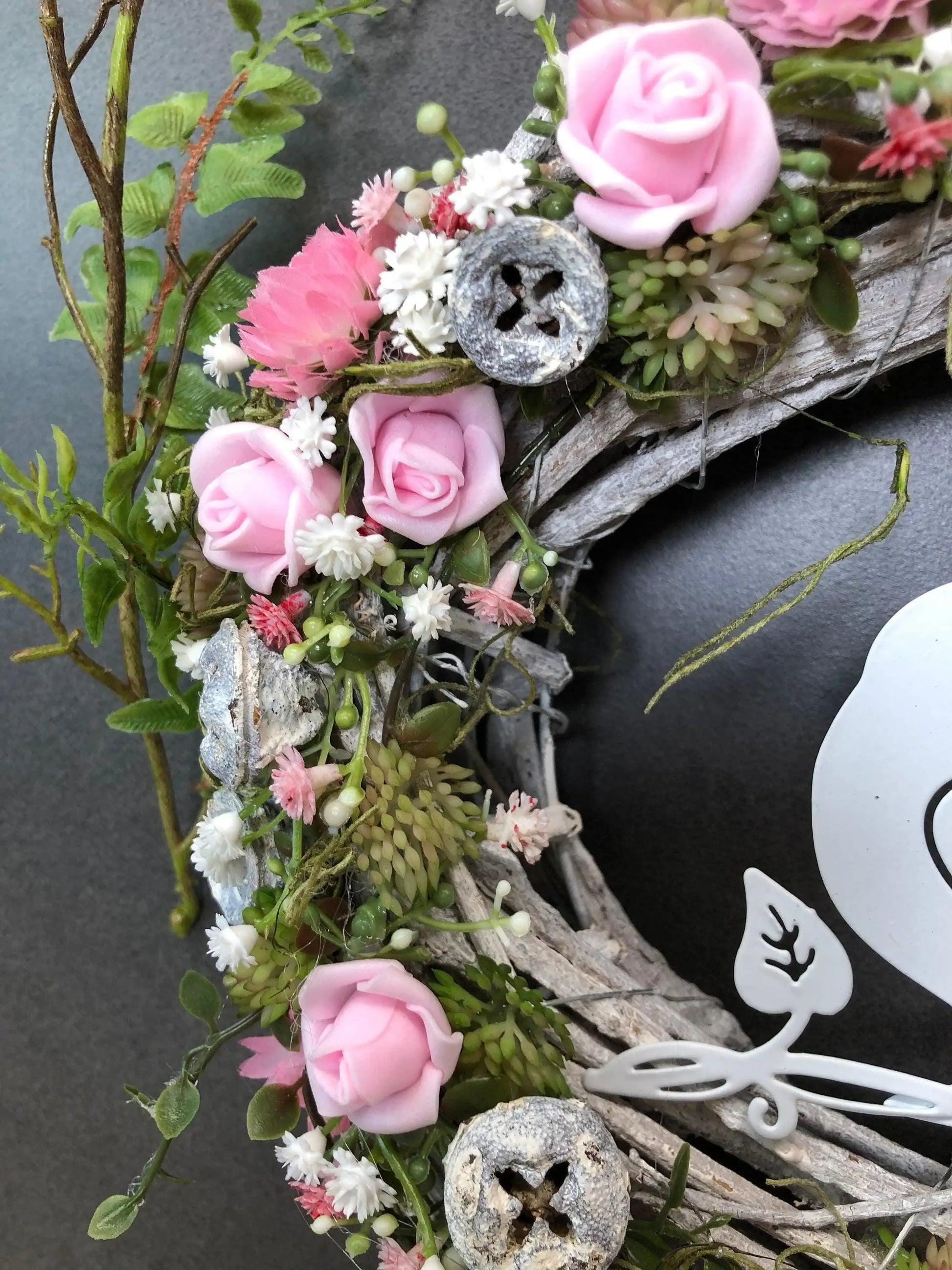 Türkranz Türdeko Türschmuck Modern Ganzjährig Vögel Vogel Rose Schleierkraut Band Tür Schmuck Herbst – handgemacht aus Seiden- und Kunstblumen, langlebig & pflegeleicht von SarahsFlowerStudio