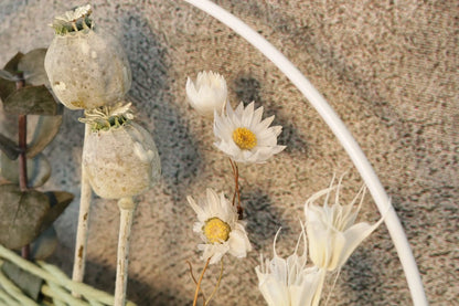 Türkranz Kranz Ring Gräser Wandkranz Trockenblumen Natur natürlich Hoop Fensterdeko – handgemacht aus Seiden- und Kunstblumen, langlebig & pflegeleicht von SarahsFlowerStudio