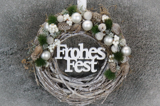 Türkranz Frohes Fest Türschmuck Weihnachten Weidenkranz Zapfen Kugeln Stern Apfel Knöpfe Tanne Band Modern – handgemacht aus Seiden- und Kunstblumen, langlebig & pflegeleicht von SarahsFlowerStudio