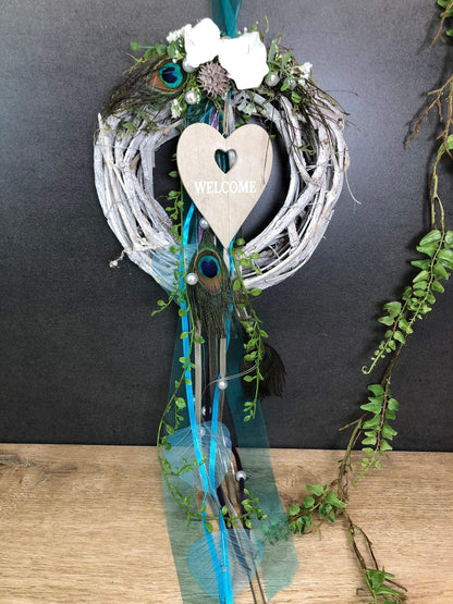 Türkranz Türdeko Türschmuck Modern Ganzjährig Pfauenfeder Pfau Pfauenauge Tür Schmuck Herbst – handgemacht aus Seiden- und Kunstblumen, langlebig & pflegeleicht von SarahsFlowerStudio