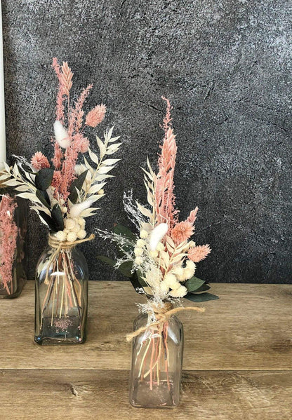 Tischdeko-OHNE VASE- Blumen Tischgesteck Strauß Gräser Trockenblumen Trockenmaterial Natur natürlich dried bouquet dried Flowers – handgemacht aus Seiden- und Kunstblumen, langlebig & pflegeleicht von SarahsFlowerStudio