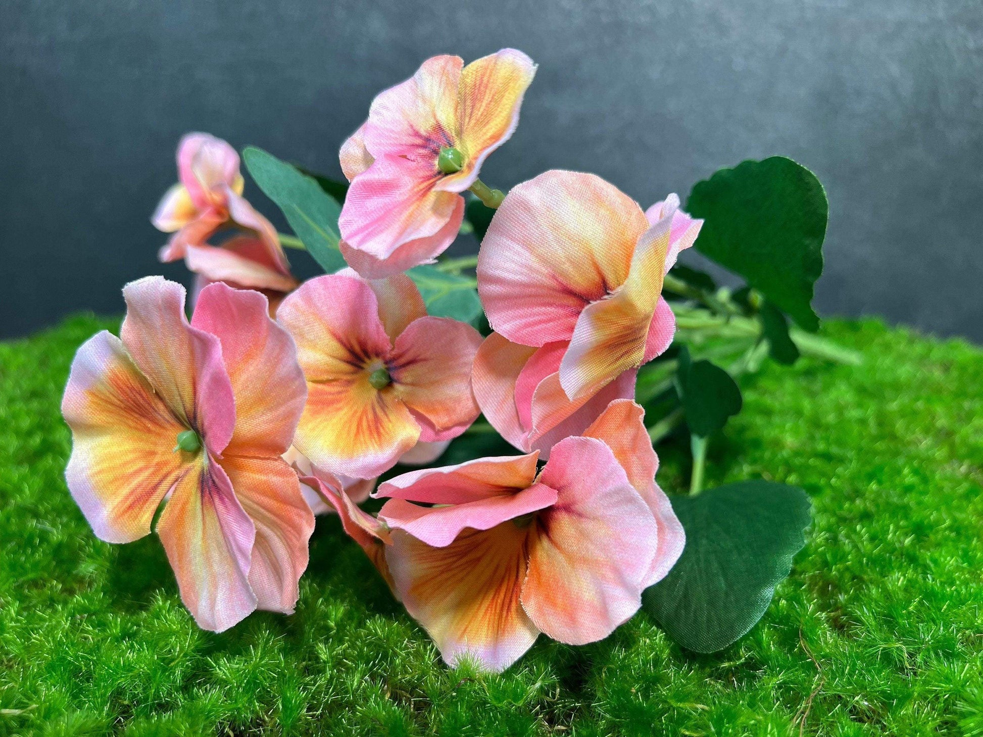 Stiefmütterchen Veilchen Viola Hornveilchen real touch Seidenblumen künstliche künstlich Faux Flower Pick – handgemacht aus Seiden- und Kunstblumen, langlebig & pflegeleicht von SarahsFlowerStudio