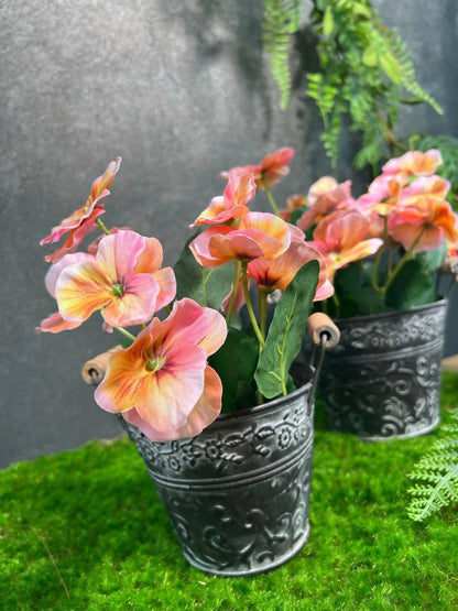 Stiefmütterchen Veilchen Viola Hornveilchen real touch Seidenblumen künstliche künstlich Faux Flower Pick – handgemacht aus Seiden- und Kunstblumen, langlebig & pflegeleicht von SarahsFlowerStudio