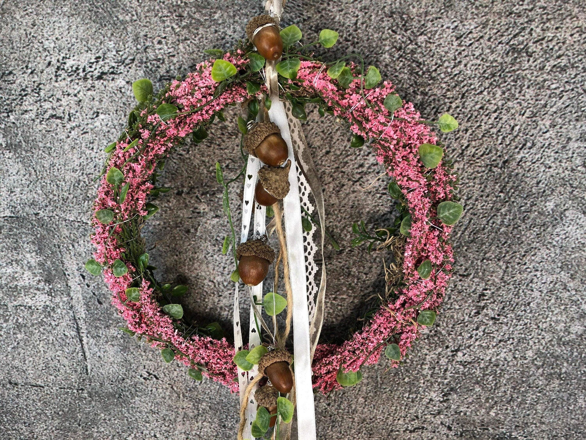 Türkranz Heide Erika Herz Eicheln Eichel Herbst Herbstlich Türschmuck Modern Wunschfarbe Wunschgröße Tür Schmuck ganzjährig – handgemacht aus Seiden- und Kunstblumen, langlebig & pflegeleicht von SarahsFlowerStudio