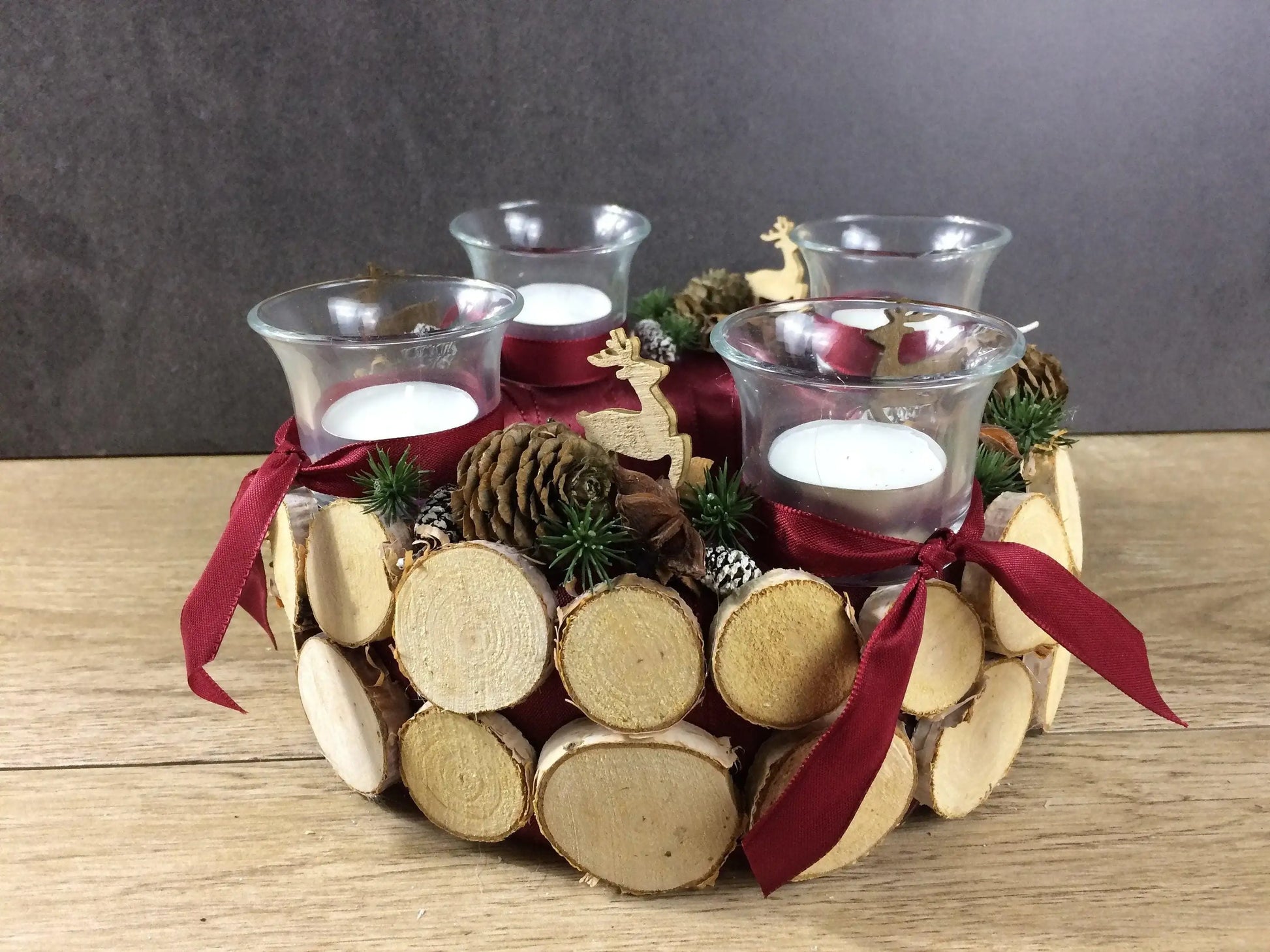 Adventskranz Wunschfarbe Hirsch Zapfen Birke Wunschfarbe Teelicht Anis Zimt – handgemacht aus Seiden- und Kunstblumen, langlebig & pflegeleicht von SarahsFlowerStudio