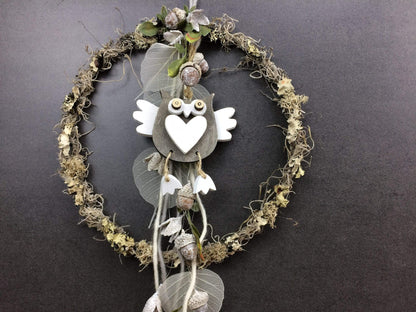 Türkranz Herbst Herbstlich Türschmuck Modern Eule Wunschgröße Tür Schmuck ganzjährig Boho Eicheln Filz Natur Moos Skelettblätter Buchecker – handgemacht aus Seiden- und Kunstblumen, langlebig & pflegeleicht von SarahsFlowerStudio