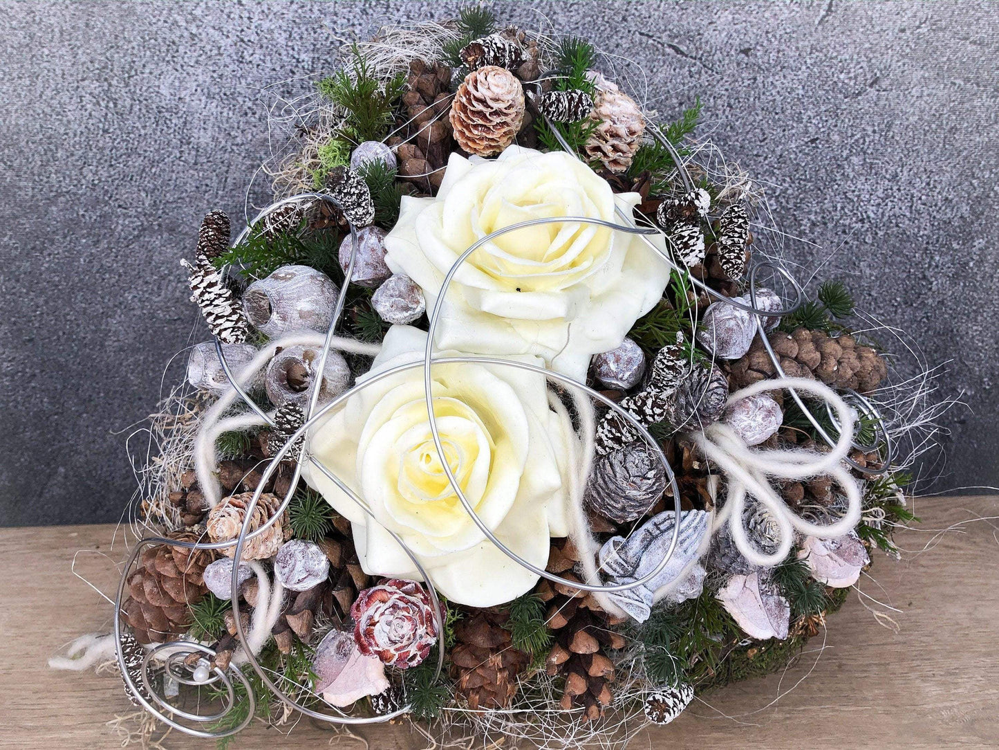 Grabherz Wachsrose – Grabschmuck Seidenblumen langlebig – Grabgesteck – SarahsFlowerStudio