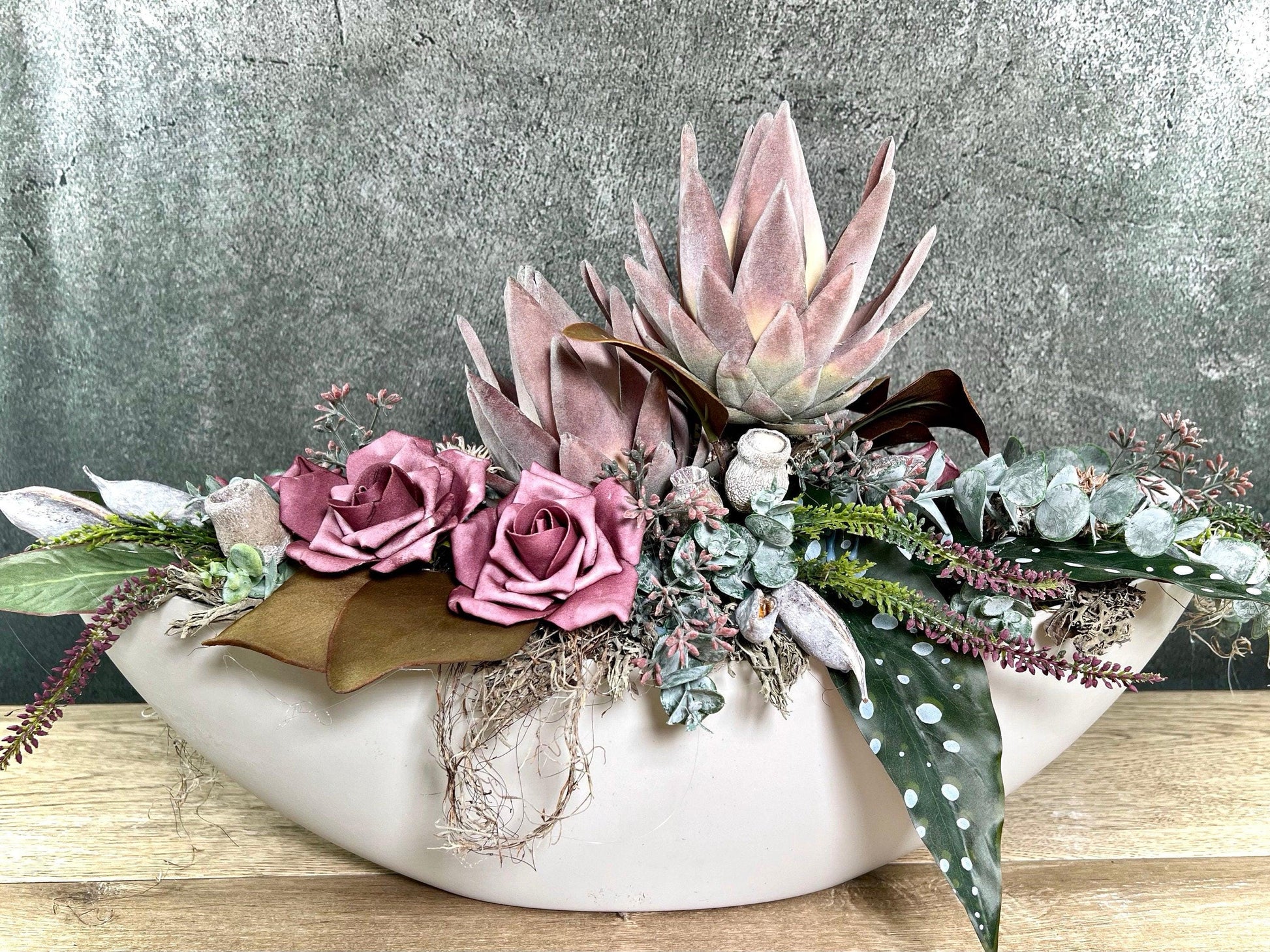 Grabgesteck Protea 70cm Seidenblumen – langlebiger Grabschmuck – Grabgesteck – SarahsFlowerStudio