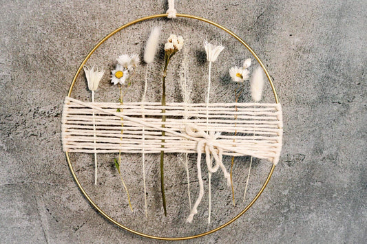 Türkranz Kranz Ring Gräser Wandkranz Trockenblumen Natur natürlich Hoop Fensterdeko – handgemacht aus Seiden- und Kunstblumen, langlebig & pflegeleicht von SarahsFlowerStudio