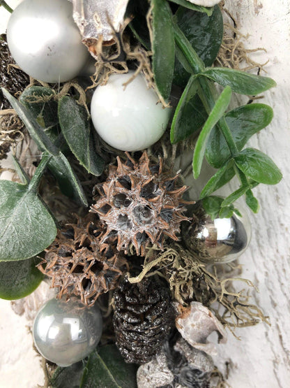 Advent Türkranz Stern 40cm Stern Türdekoration Türschmuck Fensterdeko Weihnachten Weihnachtsdekoration – handgemacht aus Seiden- und Kunstblumen, langlebig & pflegeleicht von SarahsFlowerStudio