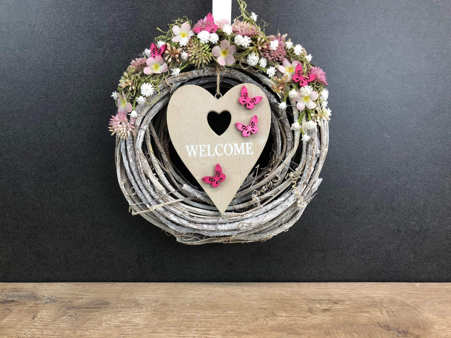 Türkranz Türdeko Türschmuck Frühling Kirschblüten Herz WelcomeModern ganzjährig Tür Schmuck Herbst – handgemacht aus Seiden- und Kunstblumen, langlebig & pflegeleicht von SarahsFlowerStudio