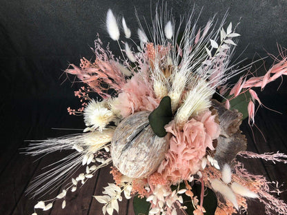 Strauß Gefriergetrocknet Hortensie mit Exoten Tischgesteck Gräser Trockenblumen Trockenmaterial Natur natürlich dried bouquet dried Flowers – handgemacht aus Seiden- und Kunstblumen, langlebig & pflegeleicht von SarahsFlowerStudio