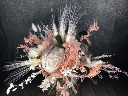 Strauß Gefriergetrocknet Hortensie mit Exoten Tischgesteck Gräser Trockenblumen Trockenmaterial Natur natürlich dried bouquet dried Flowers – handgemacht aus Seiden- und Kunstblumen, langlebig & pflegeleicht von SarahsFlowerStudio
