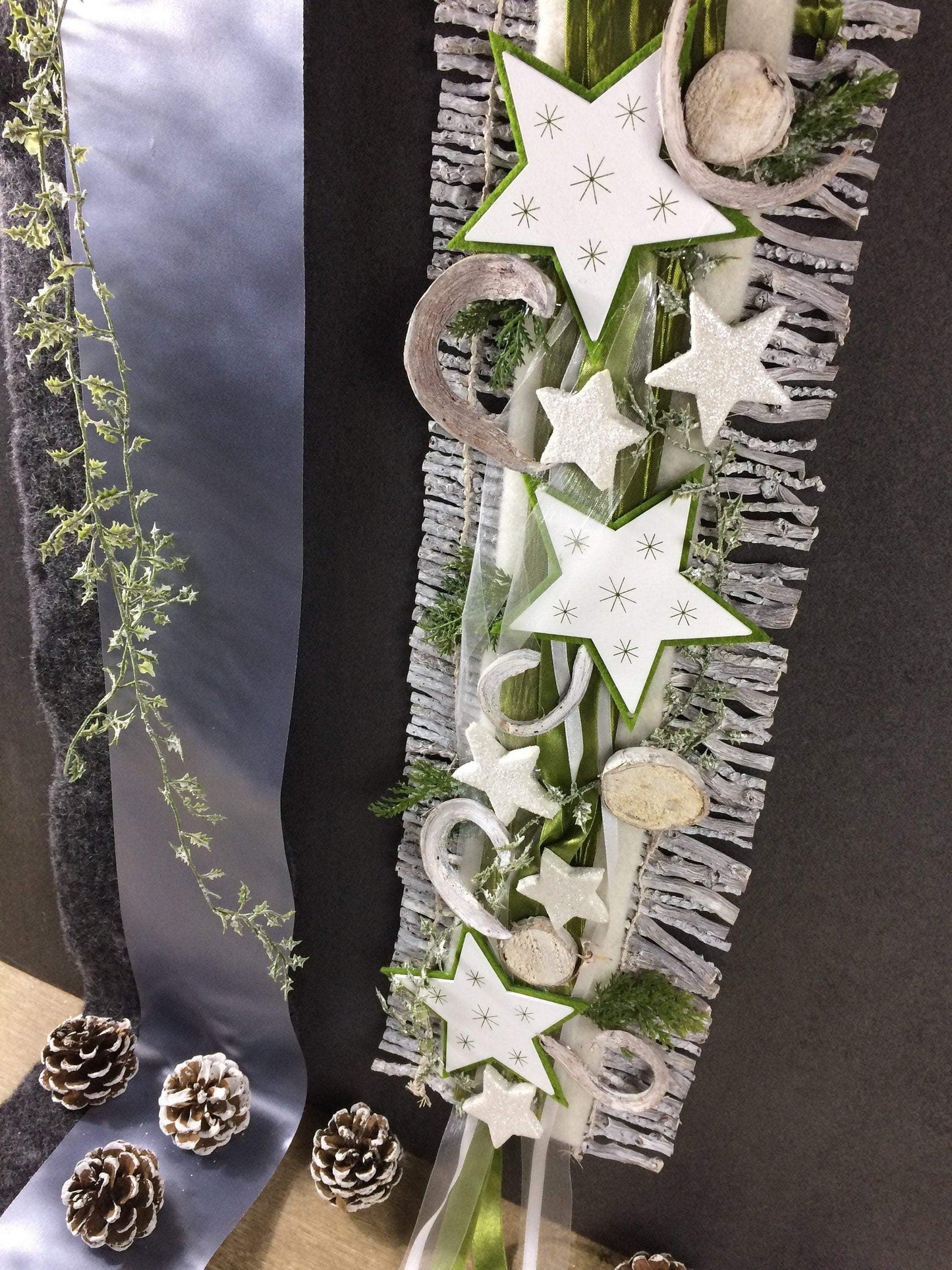 Weihnachten Advent Türdeko Türdekoration Türkranz Stern Birke Reebmatte – handgemacht aus Seiden- und Kunstblumen, langlebig & pflegeleicht von SarahsFlowerStudio