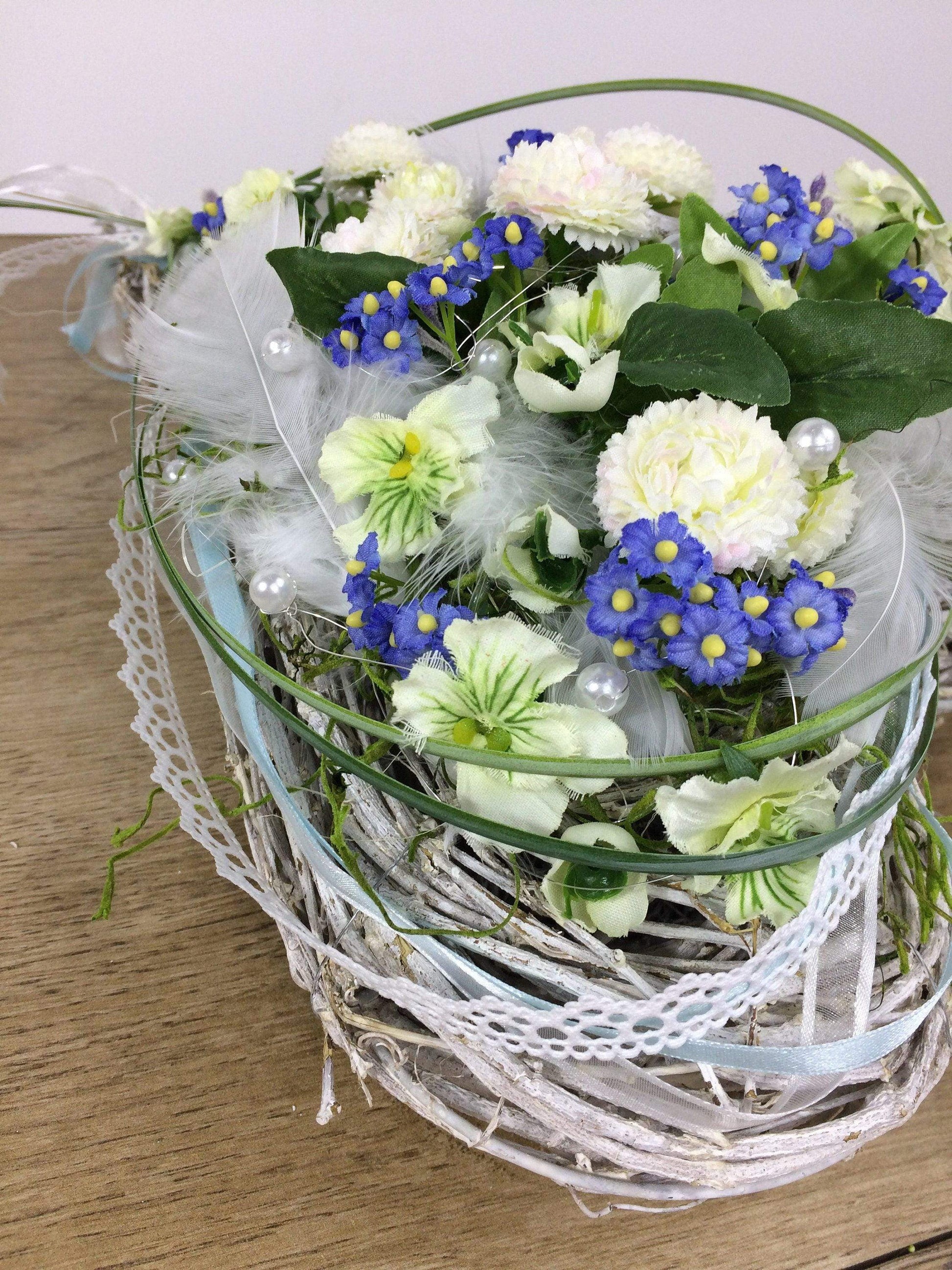 Grabgesteck 25x35cm Frühling Grabschmuck Gesteck Herz Gänseblümchen Vergissmeinnicht Grabdekoration Grabschmuck Allerheiligen – handgemacht aus Seiden- und Kunstblumen, langlebig & pflegeleicht von SarahsFlowerStudio