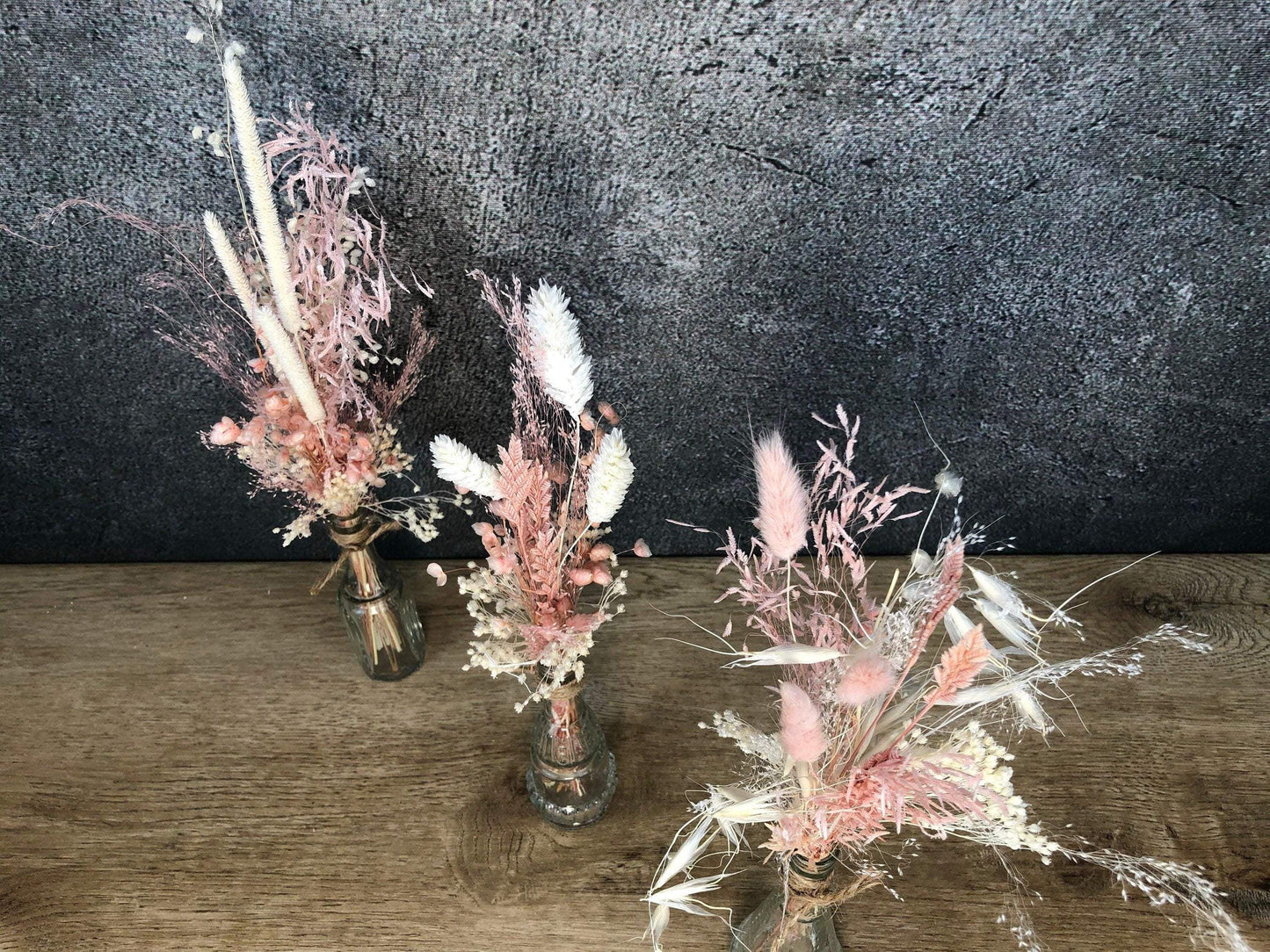 Tischdeko 3er Set Blumen Tischgesteck Strauß Gläser Flasche Gräser Trockenblumen Trockenmaterial Natur natürlich dried bouquet dried Flowers – handgemacht aus Seiden- und Kunstblumen, langlebig & pflegeleicht von SarahsFlowerStudio