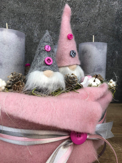 Adventskranz Adventskalender – handgemacht aus Seiden- und Kunstblumen, langlebig & pflegeleicht von SarahsFlowerStudio