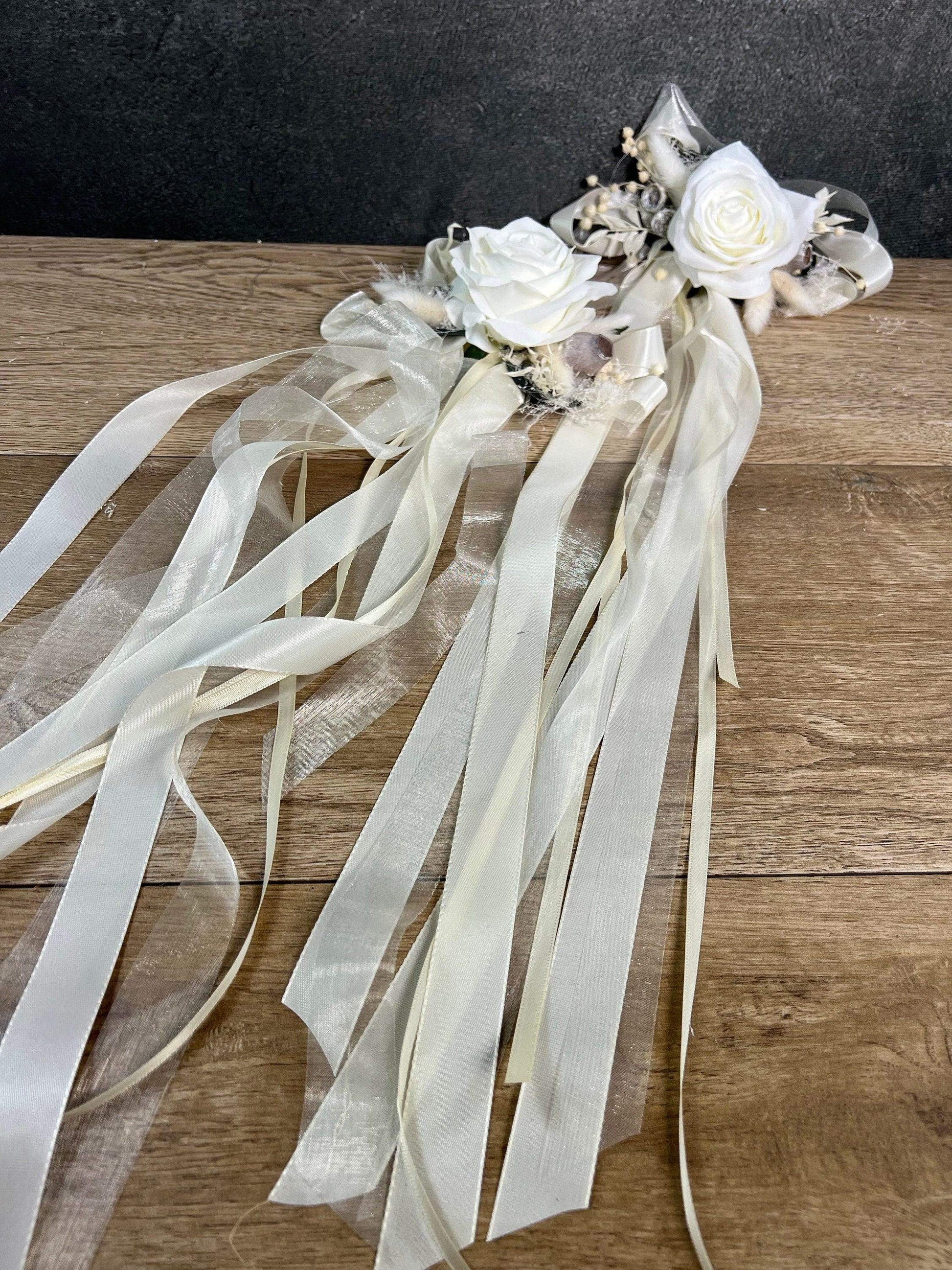 Autoschmuck Set 3 Teilig Trockenblumen Seidenblumen Kunstblumen Herz und Schleifen Autodekoration Gesteck Hochzeit Schmuck Kutsche – handgemacht aus Seiden- und Kunstblumen, langlebig & pflegeleicht von SarahsFlowerStudio