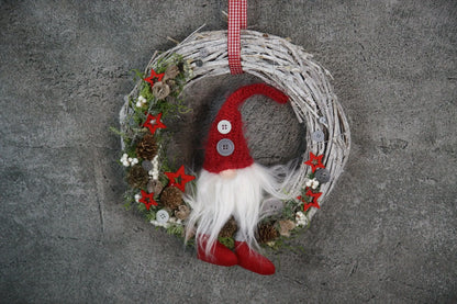 Türkranz Türdeko Türschmuck Weihnachten Weidenkranz Wichtel Zapfen Stern Apfel Knöpfe Tanne Band Modern – handgemacht aus Seiden- und Kunstblumen, langlebig & pflegeleicht von SarahsFlowerStudio