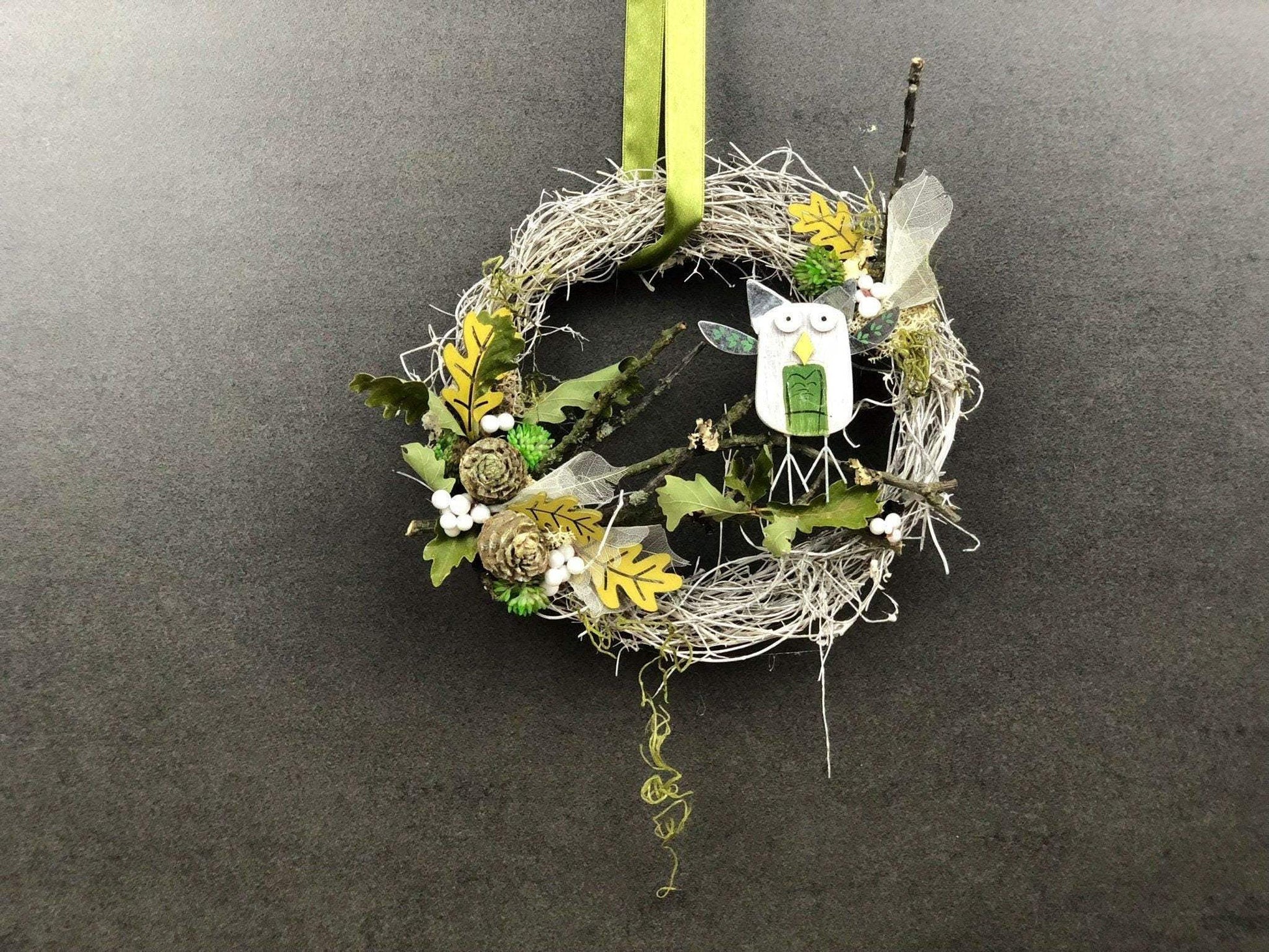 Türkranz 22cm Türdeko Türschmuck Eule Modern Tür Schmuck Herbst herbstlich ganzjährig Herbst – handgemacht aus Seiden- und Kunstblumen, langlebig & pflegeleicht von SarahsFlowerStudio