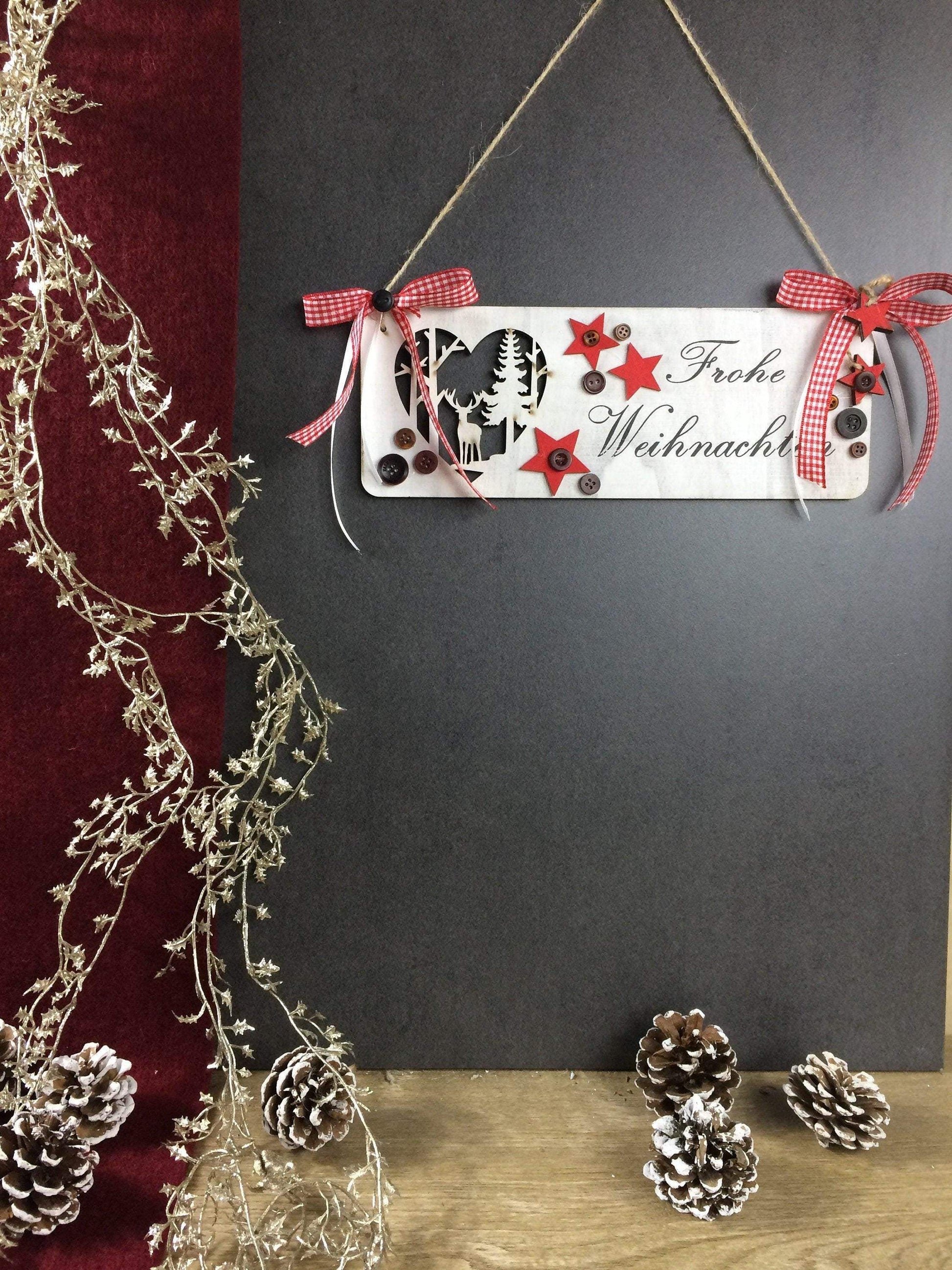 Advent Schild Frohe Weihnachten Türdeko Türschmuck Weihnachten Knöpfe Sterne – handgemacht aus Seiden- und Kunstblumen, langlebig & pflegeleicht von SarahsFlowerStudio