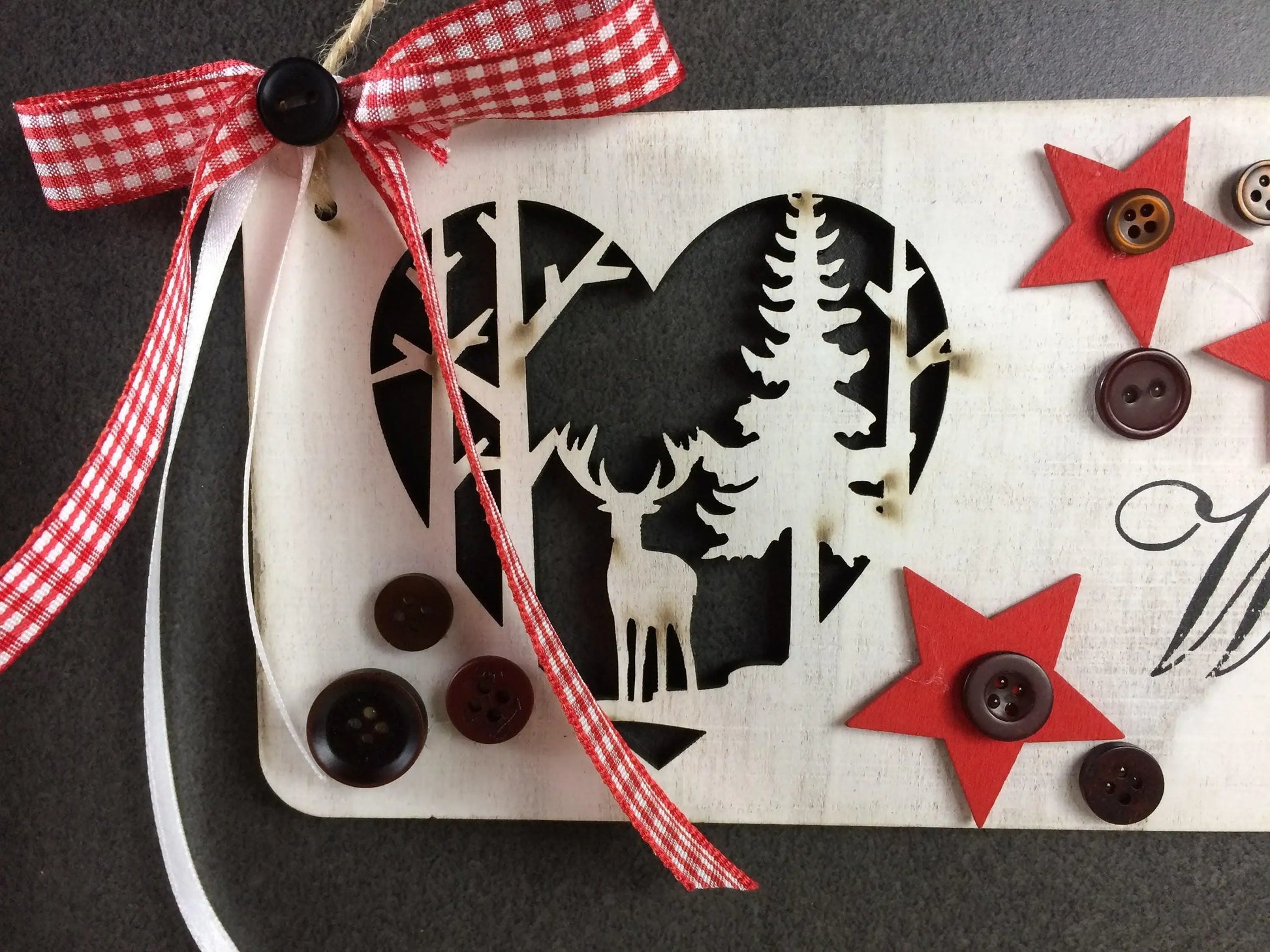 Advent Schild Frohe Weihnachten Türdeko Türschmuck Weihnachten Knöpfe Sterne – handgemacht aus Seiden- und Kunstblumen, langlebig & pflegeleicht von SarahsFlowerStudio