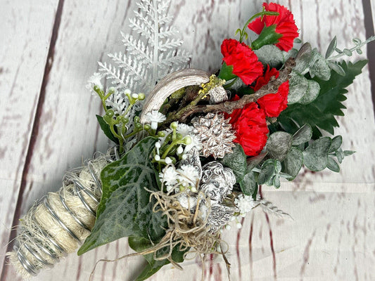 Grabgesteck Grabschmuck Urnengesteck Urnengrab Urnenwand Wand Saugnapf Grabdekoration Grabschmuck Allerheiligen – handgemacht aus Seiden- und Kunstblumen, langlebig & pflegeleicht von SarahsFlowerStudio