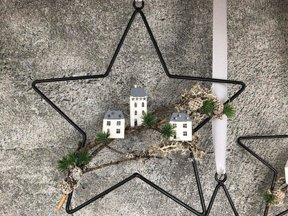 Stern Fensterdeko Häuser Haus Türkranz Advent Modern Ring Fenster Fensterschmuck Deko Weihnachten Wandschmuck – handgemacht aus Seiden- und Kunstblumen, langlebig & pflegeleicht von SarahsFlowerStudio