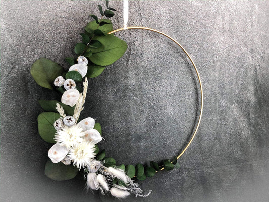Türkranz Kranz Ring Eukalyptus Gräser Wandkranz Trockenblumen Natur natürlich Hoop Herbst Herbstlich – handgemacht aus Seiden- und Kunstblumen, langlebig & pflegeleicht von SarahsFlowerStudio